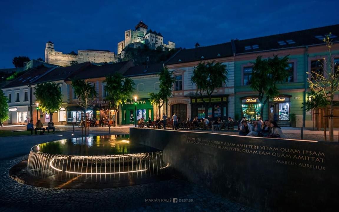 Panorama Apartmens Тренчин Экстерьер фото